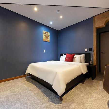 Cheonan A One Hotel חדר תמונה