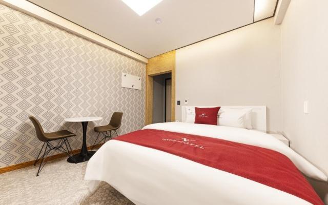 Cheonan A One Hotel חדר תמונה